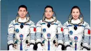军事模型：3名航天员讲述：在中国空间站生活6个月是什么体验